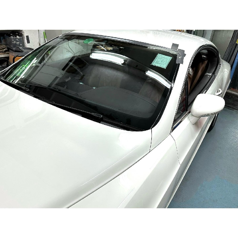 更換前擋風玻璃