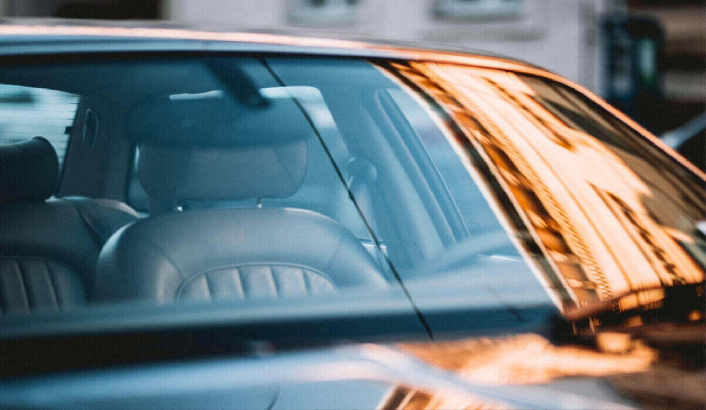 租借合格汽車玻璃